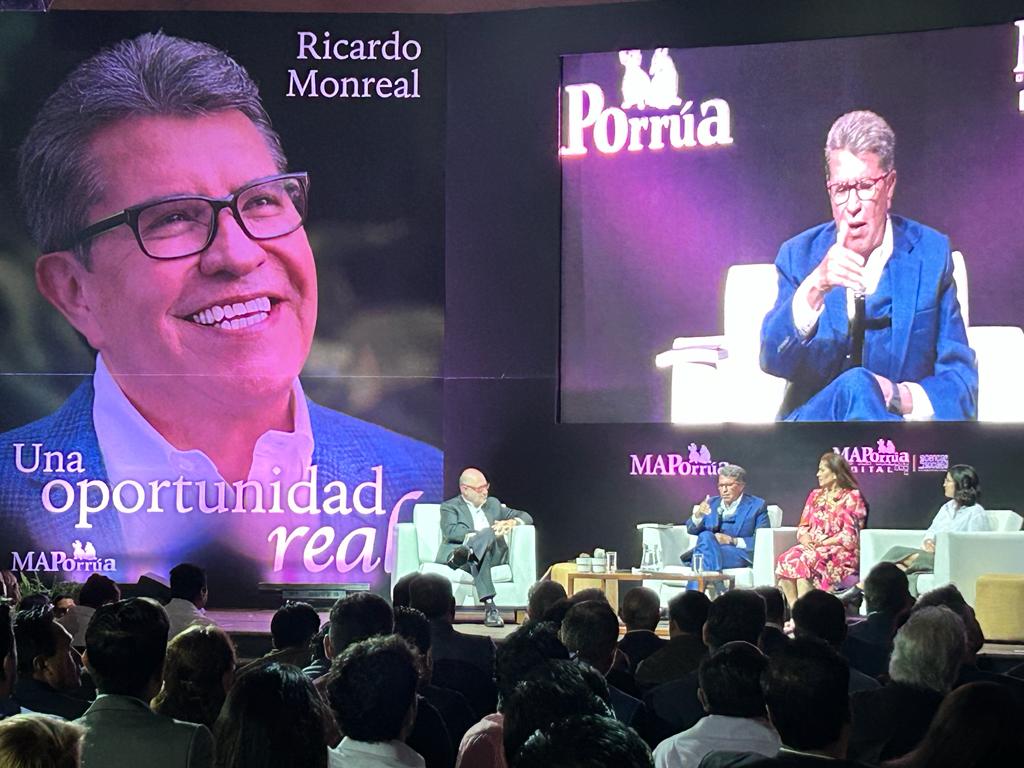Ricardo Monreal presentó su  libro 'Una oportunidad real' | Armando Martínez
