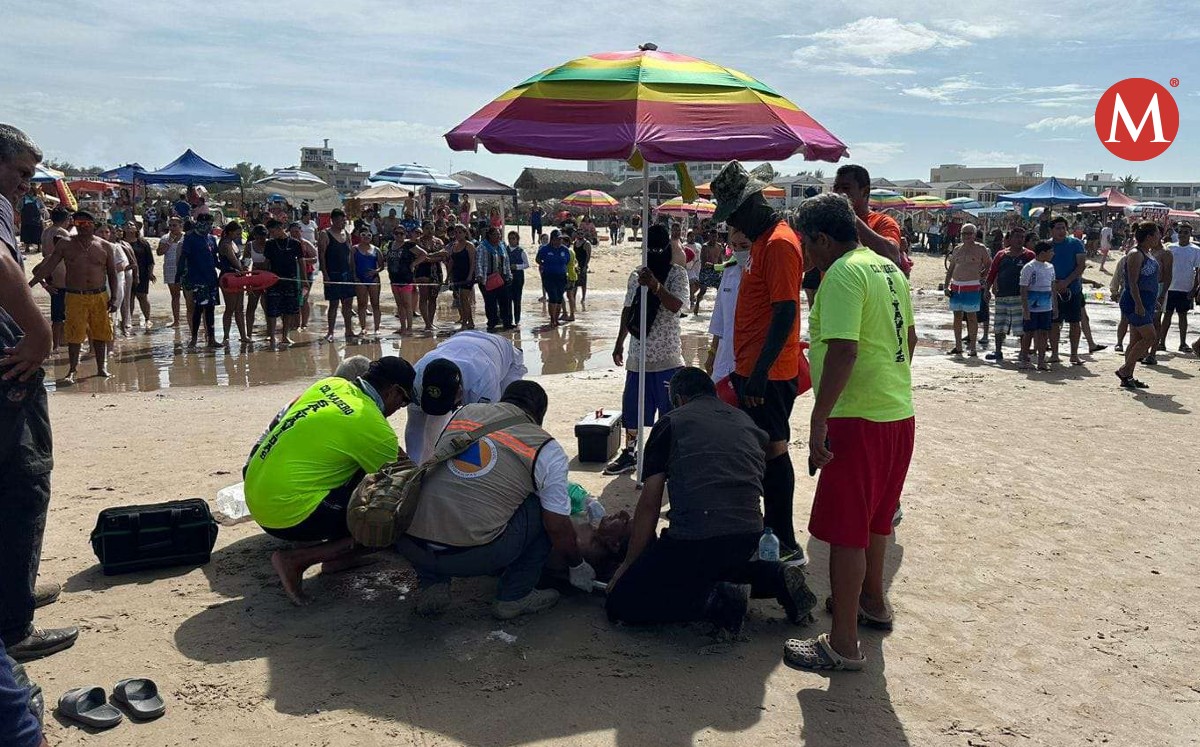 Rescatan a familia de casi ahogarse en playa Miramar hoy 29 julio 2023