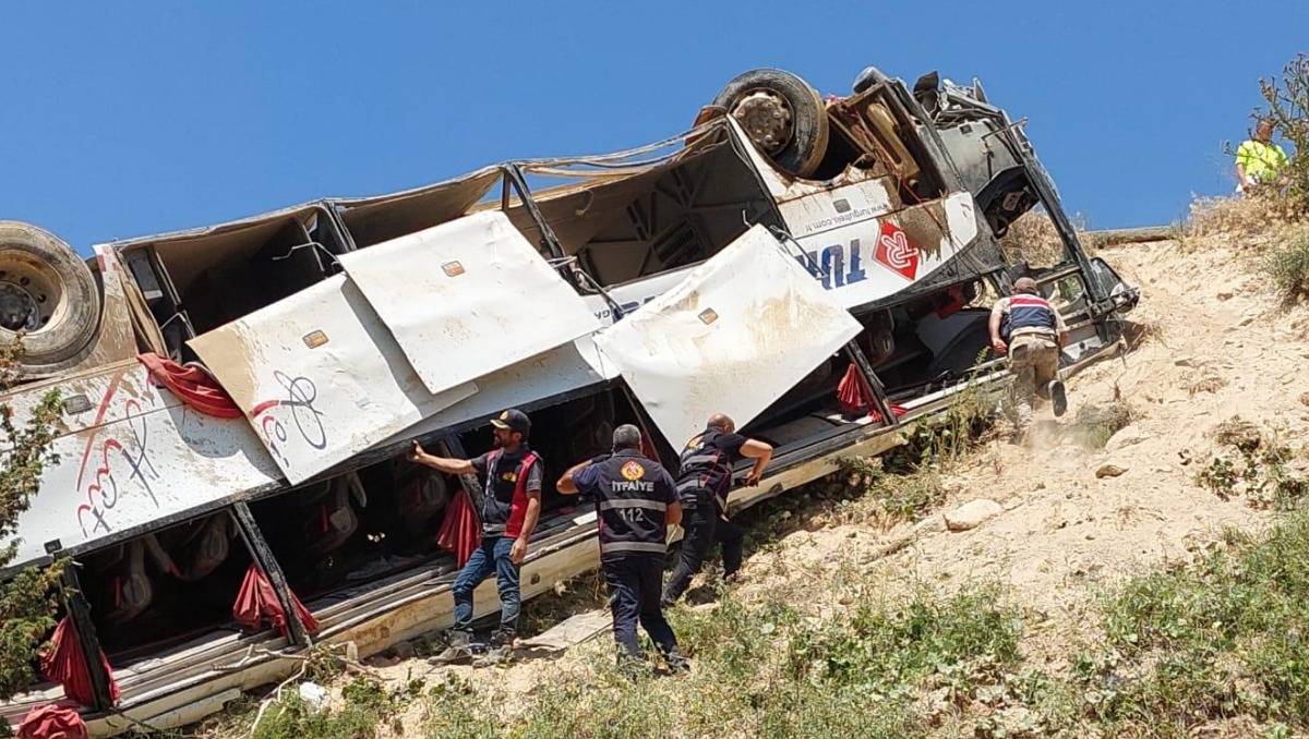 El accidente dejó 7 muertos y 22 heridos. (Hürriyet Daily News)