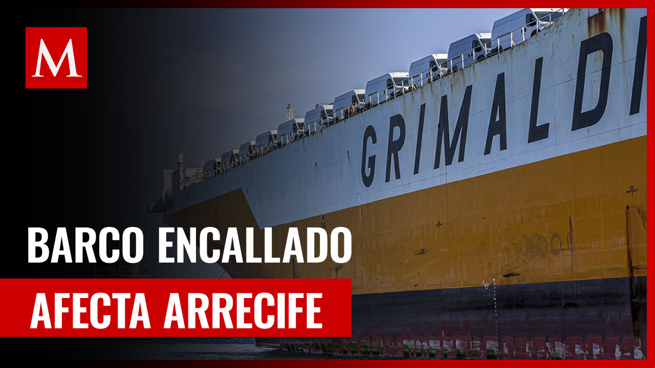 Barco encallado daña de forma grave un arrecife.