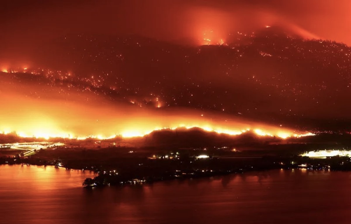 Incendios en Osoyoos, Columbia Británica alcanzaban hasta 2 mil hectáreas (Reuters)