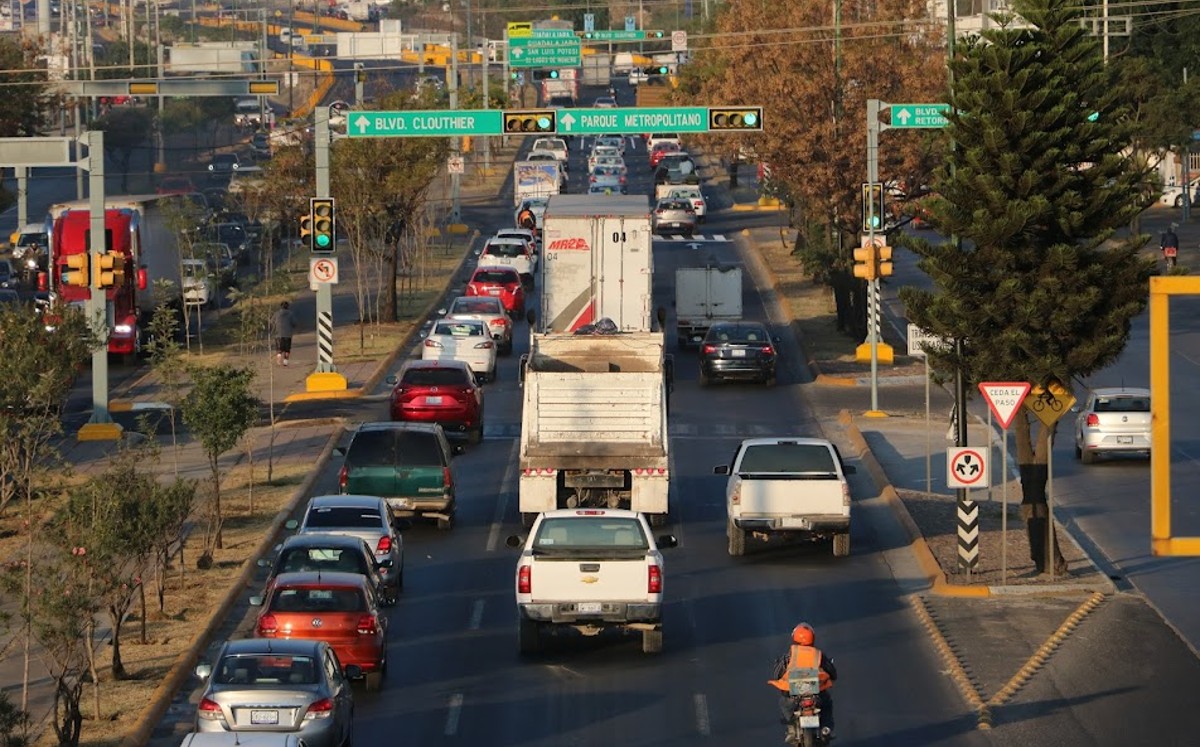 Automovilistas en León señalan que tiempos de traslados se duplicaron por obras en la ciudad | Fotografía Dany Bejar
