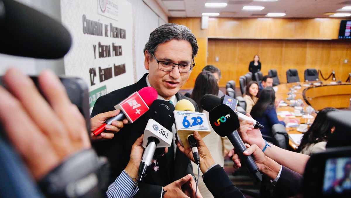 Erasmo González confió en que el gasto de inversión en obra pública refleje también un incremento en 2024. | Especial