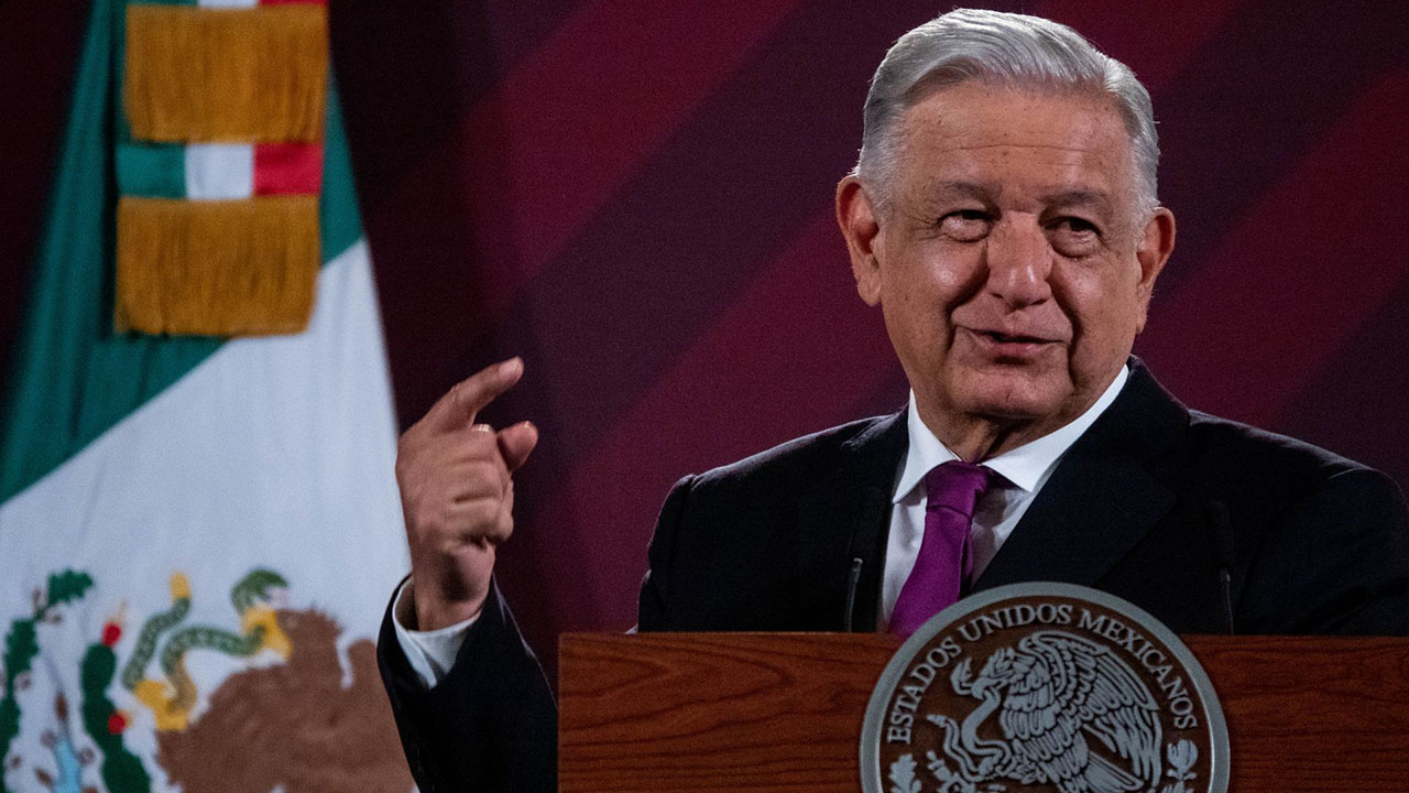 “Este señor es premiado en ciencia, ¡nada que ver!”: AMLO elogia a Jorge Alcocer