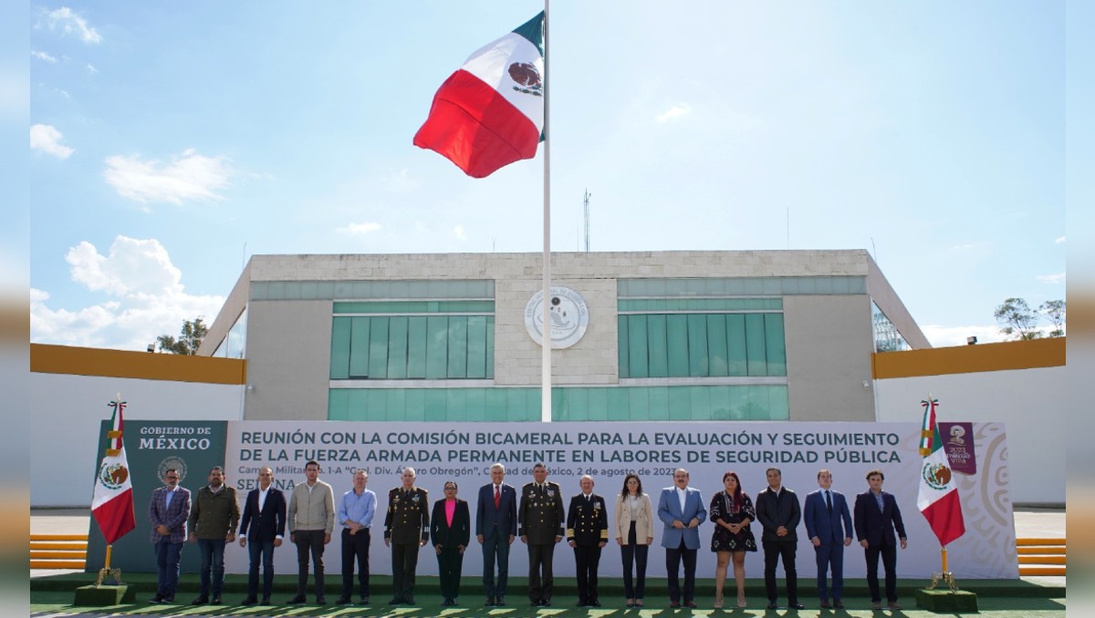 El encuentro con la comisión bicameral del Congreso de la Unión fue en las instalaciones del Campo Militar No. 1-A. | Especial