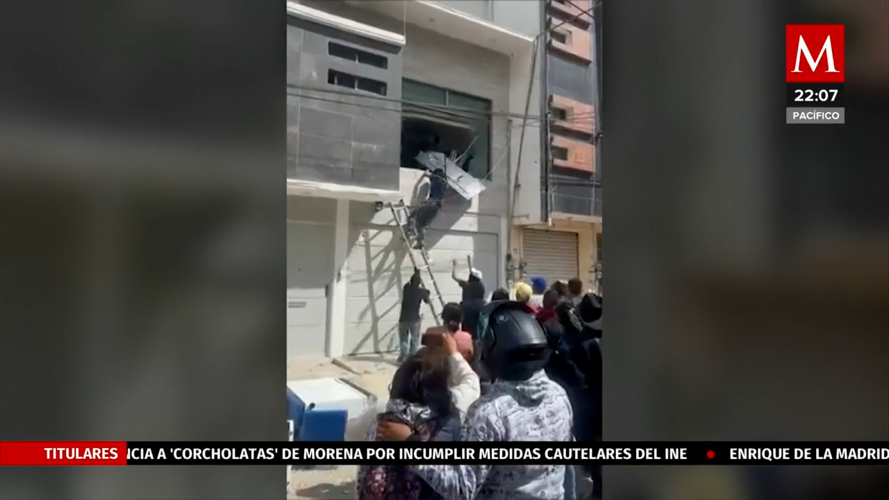 Protesta y vandalismo en Zacualtipán tras muerte de adulto mayor por abuso de autoridad
