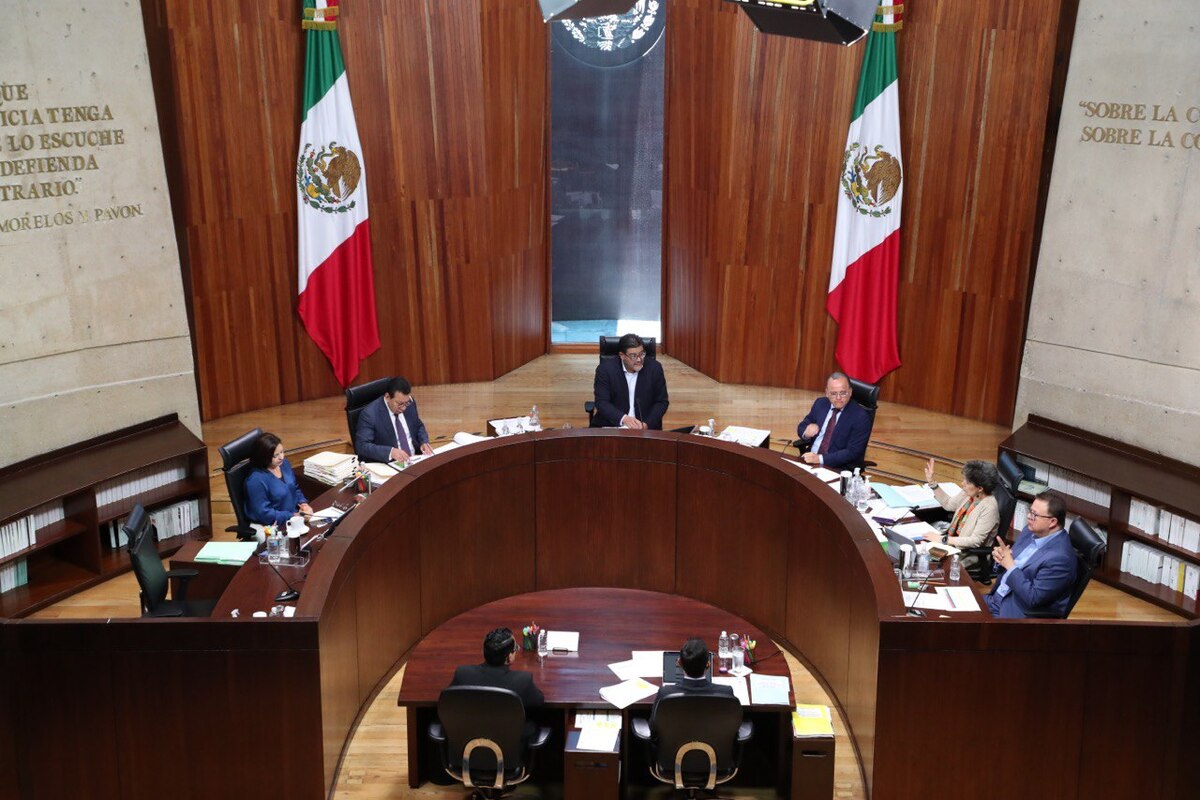 Sala Superior del Tribunal Electoral del Poder Judicial de la Federación en sesión pública. (Twitter)