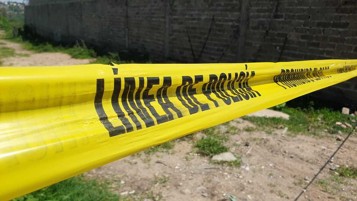 Suman 25 bolsas extraídas con restos humanos de fosa clandestina de Zapopan (Juan Carlos Munguía)