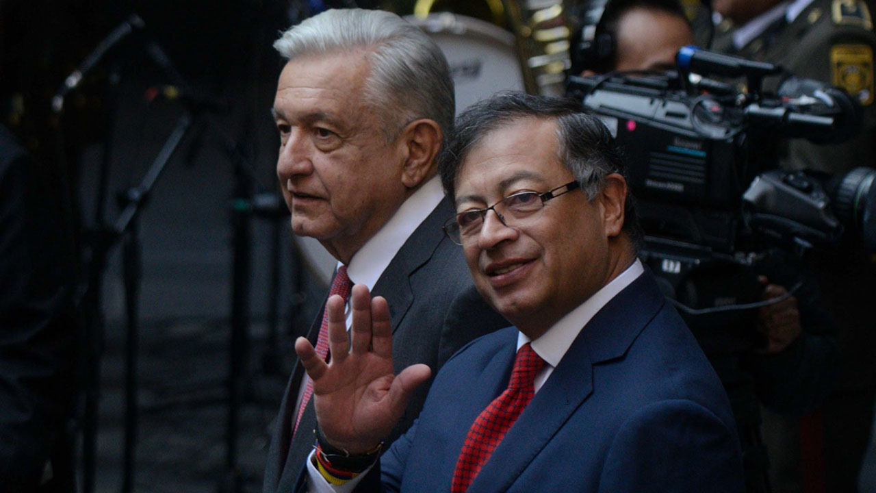 AMLO respalda a Gustavo Petro tras denuncias a su hijo por enriquecimiento ilícito