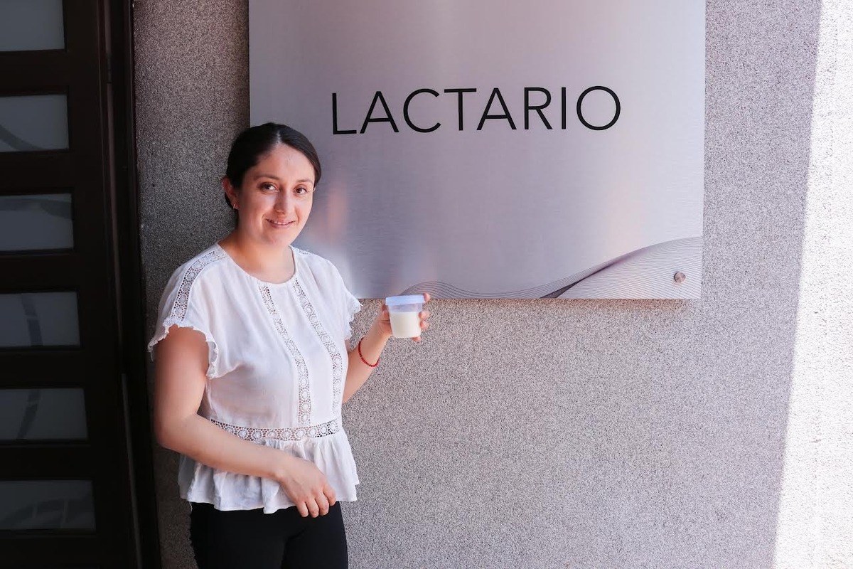 La lactancia materna es un derecho humano tendiente a proteger a la mujer e infantes, recordó la jueza Estefany De la Cruz Martínez (Cortesía)