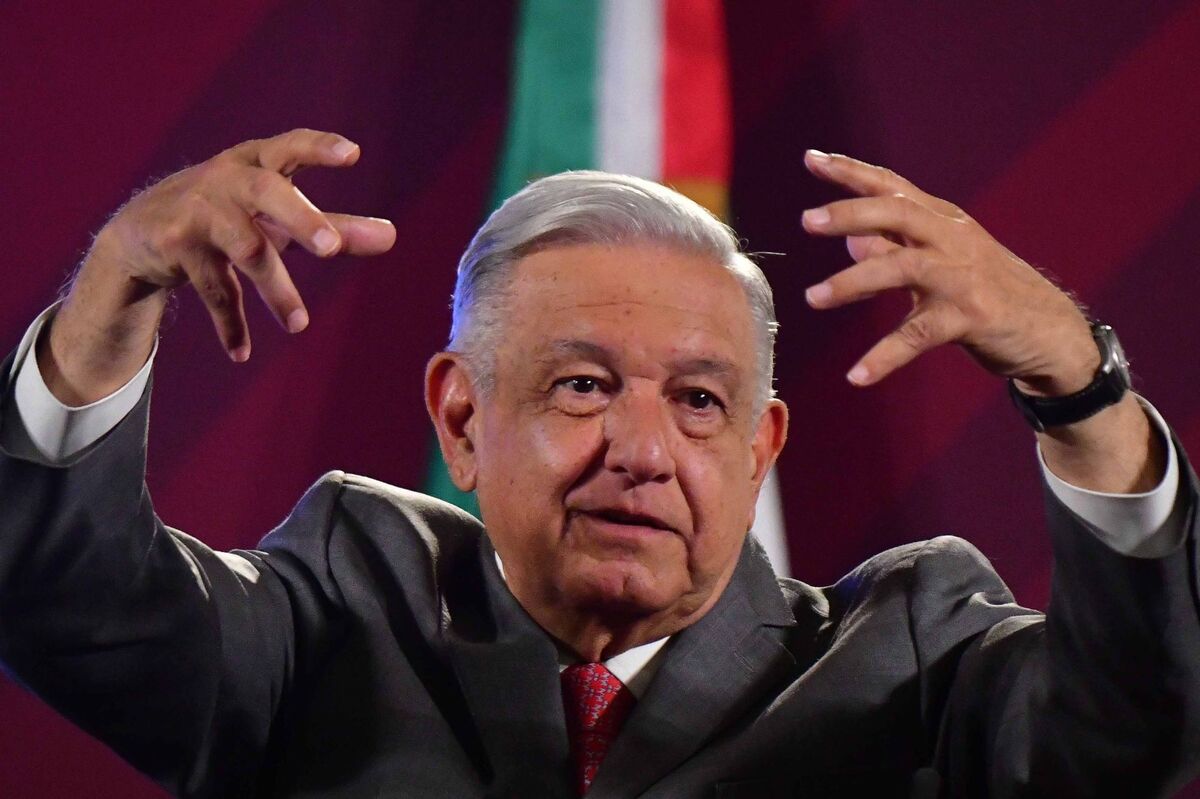 López Obrador entonó el chachachá de los marcianos en conferencia de prensa. | Cuartoscuro