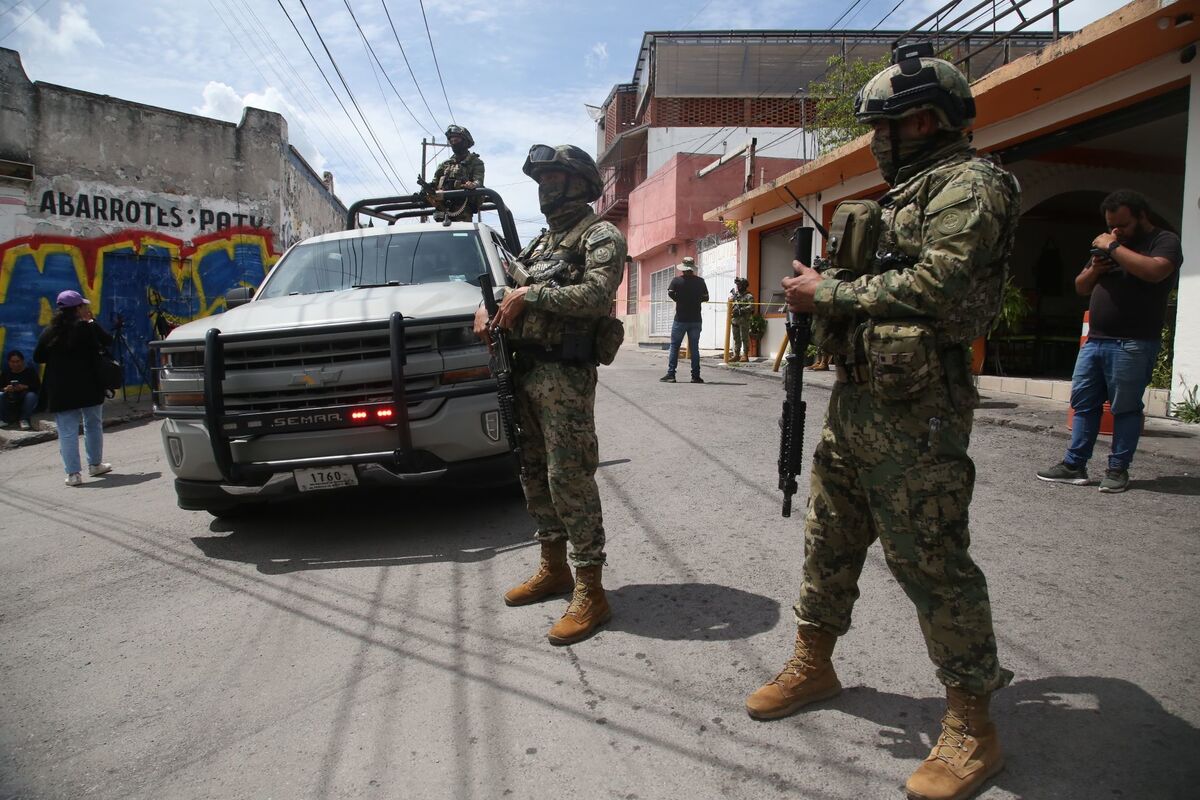 Elementos de seguridad acudieron al domicilio del fiscal de Morelos. | Cuartoscuro