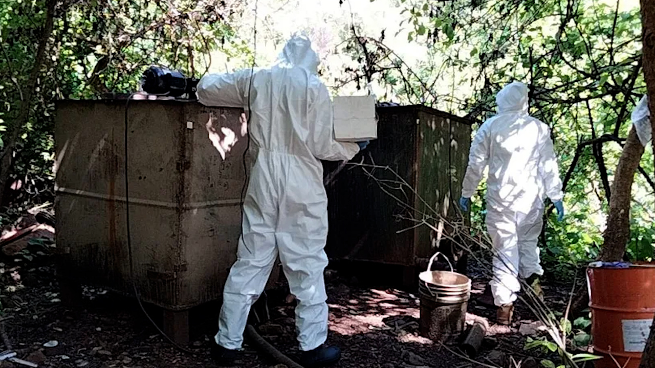 En Sinaloa, aseguran explosivos y narcolaboratorios