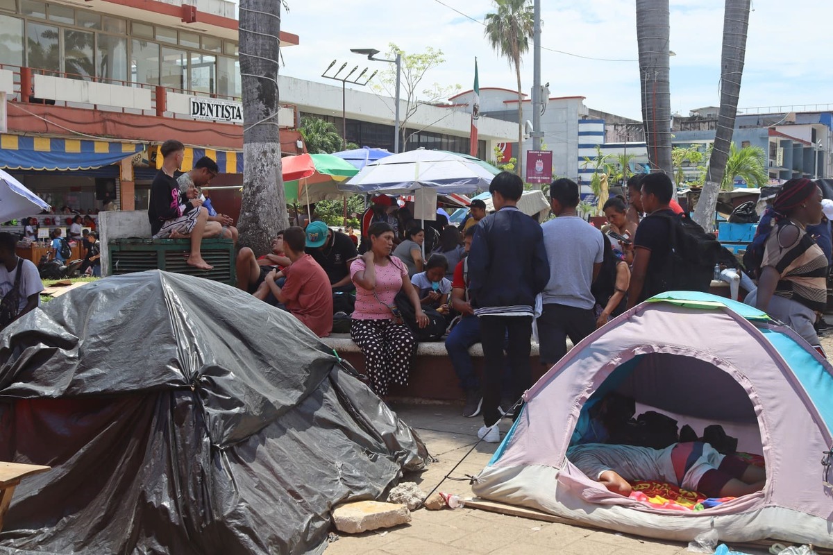 Migrantes en frontera.