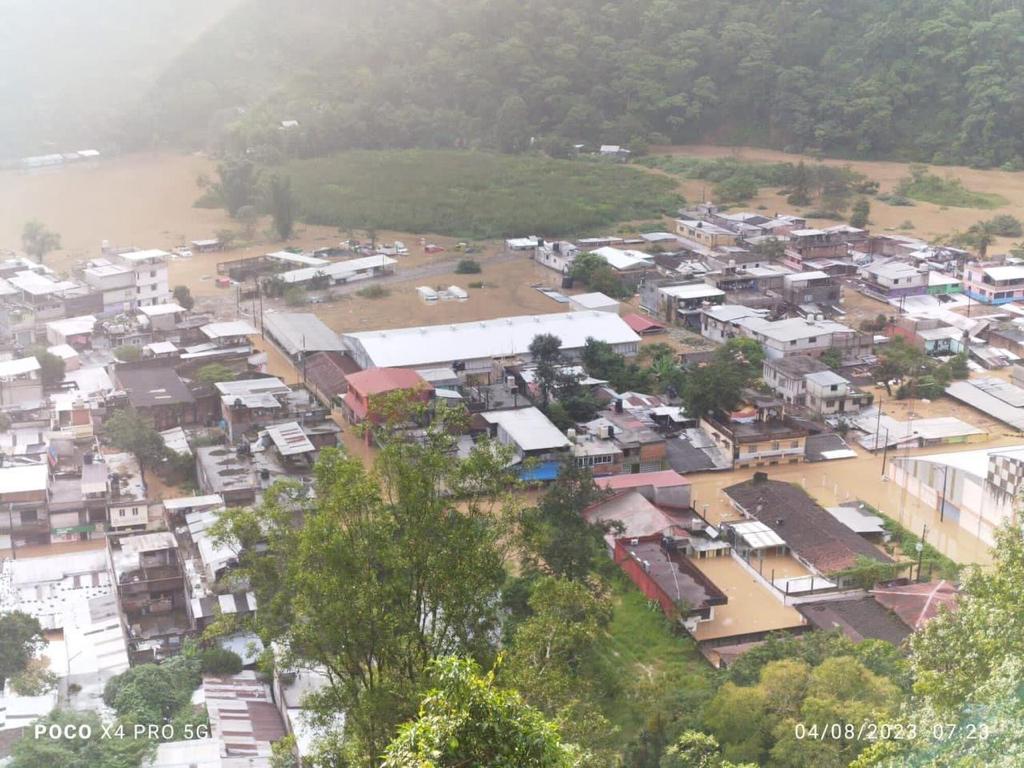 119 derrumbes en la zona de las altas montañas por escurrimientos y acumulación de lluvia (Foto: Isabel Zamudio).