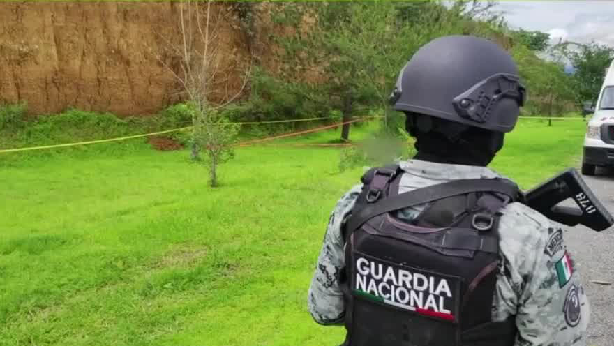 Investigan la muerte de mujer localizada en inmediaciones de la autopista Guadalajara-Colima
