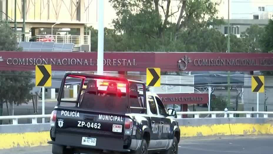 Reportan vehículo con bomba en Tlajomulco de Zúñiga, Jalisco