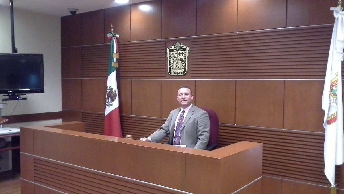 El 25 de julio, dos sujetos llegaron al despacho de Marco Antonio Cabanillas. | Facebook