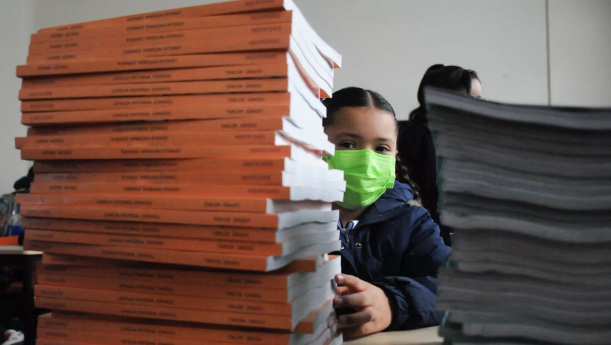 La Unión Neoleonesa de Padres de Familia insistió que los libros están fuera de la ley. CUARTOSCURO