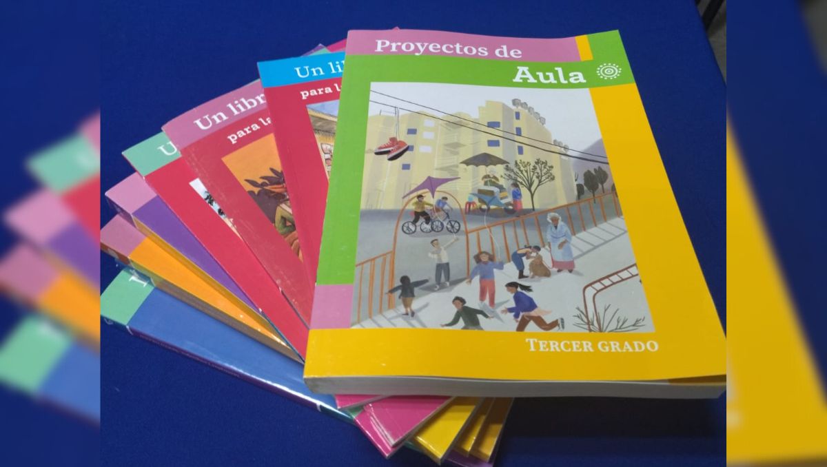 Avalaron la decisión del Gobierno de Coahuila en relación a la no distribución de los libros hasta que no se resuelva esta última resolución.