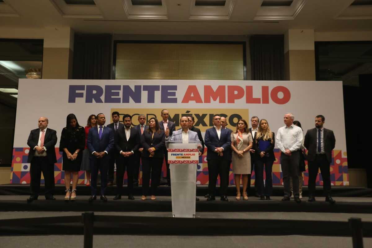 Marko Cortés en presentación de la misión de acompañamiento cívico del Frente Amplio por México | Javier Ríos