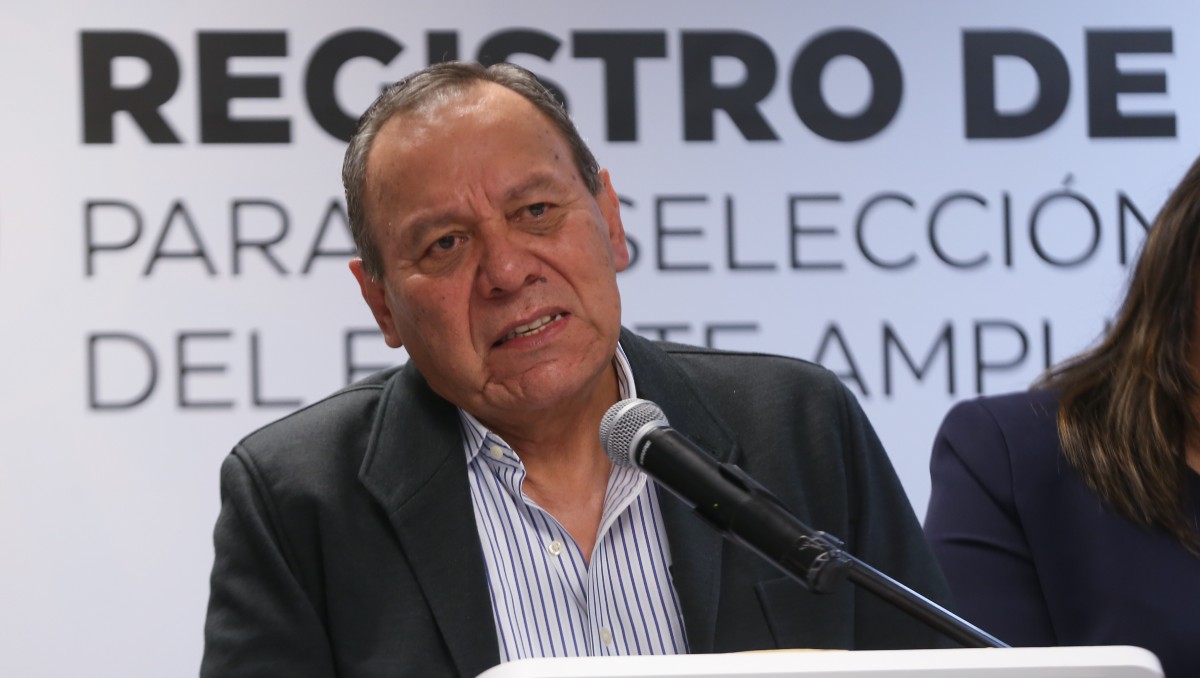 Zambrano declaró varias veces que Claudia Sheinbaum era una "regenta". | Araceli López