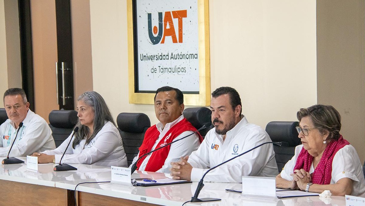Formalizan convenio la Universidad Autónoma de Tamaulipas y la delegación estatal de la Cruz Roja Mexicana
