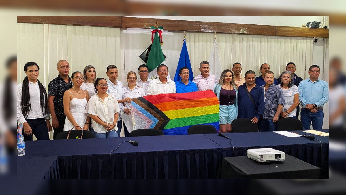 Integrantes del Consejo al término durante el acto protocolario de fundación (Cortesía)