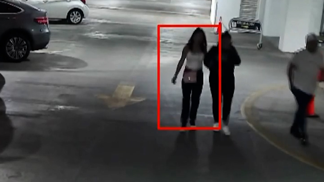 Esta mañana intubaron a Gabriela, nadie nos está apoyando: Padre de herida en T2 del AICM