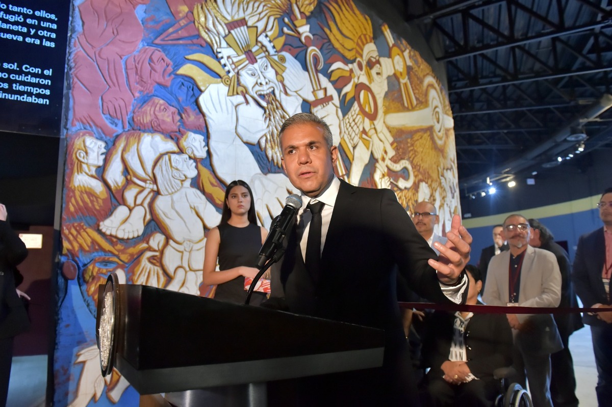 Develan mural de 532 metros dedicado a la cultura prehispánica en Ecatepec. (Especial)
