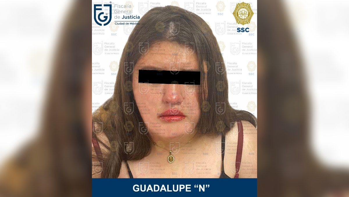 Guadalupe "N" fue detenida con un cuchillo entre sus manos. | FGJ de CdMx