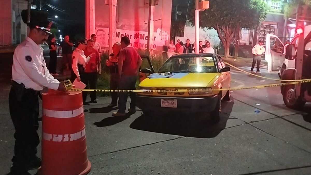 El fatal accidente ocurrió en el cruce de las calles Federalismo Norte y Francisco Villa. (Vicente Torres)