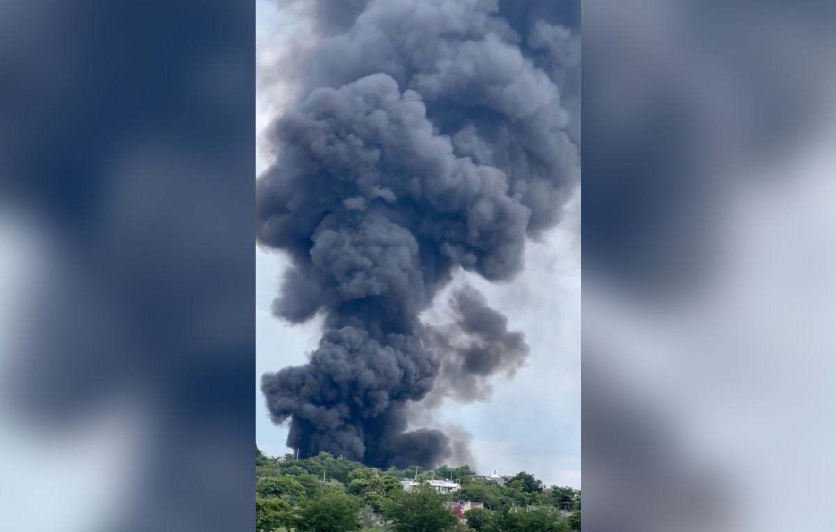 Según medios locales, el incendio sucedió en basurero de una mina de Morelos (Twitter)