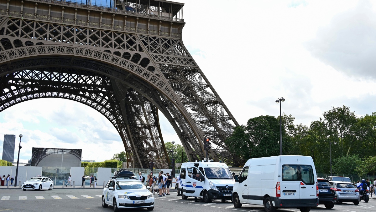 La torre Eiffel fue evacuada en dos ocasiones durante el sábado | AFP