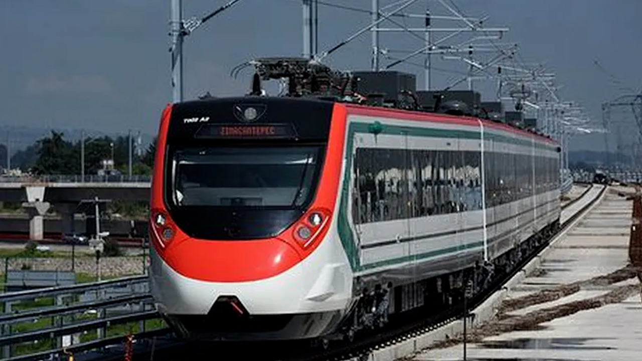 Tren Interurbano México-Toluca, primer puente ferroviario atirantado curvo en México