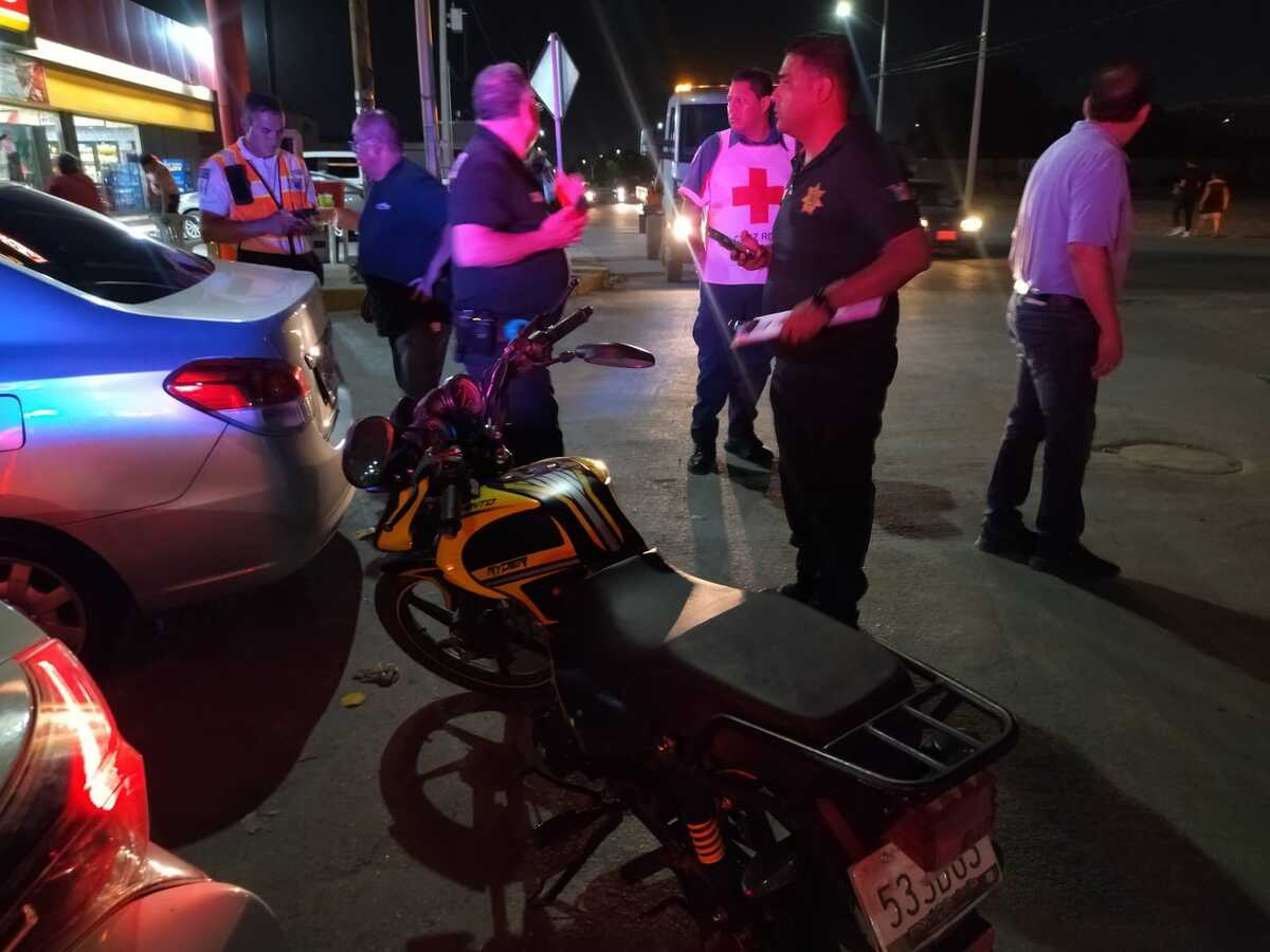 Uno de estos accidentes se registró en la colonia Aviación San Ignacio, en las cercanías del aeropuerto Francisco Sarabia, cerca de las 20:20 horas.