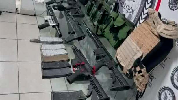 Autoridades aseguran arsenal en el valle de Mexicali; hay un detenido