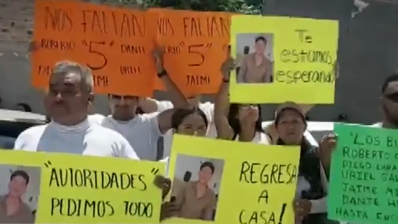Familiares de jóvenes desaparecidos intensifican búsqueda en Lagos de Moreno