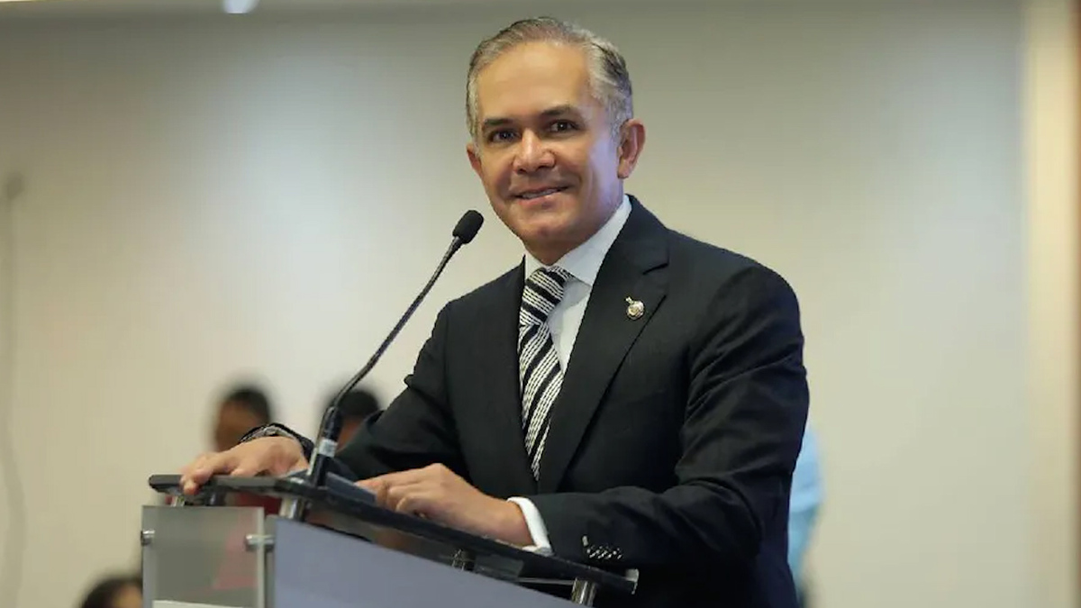 Miguel Ángel Mancera impugna exclusión del proceso interno del Frente Amplio ante el TEPJF