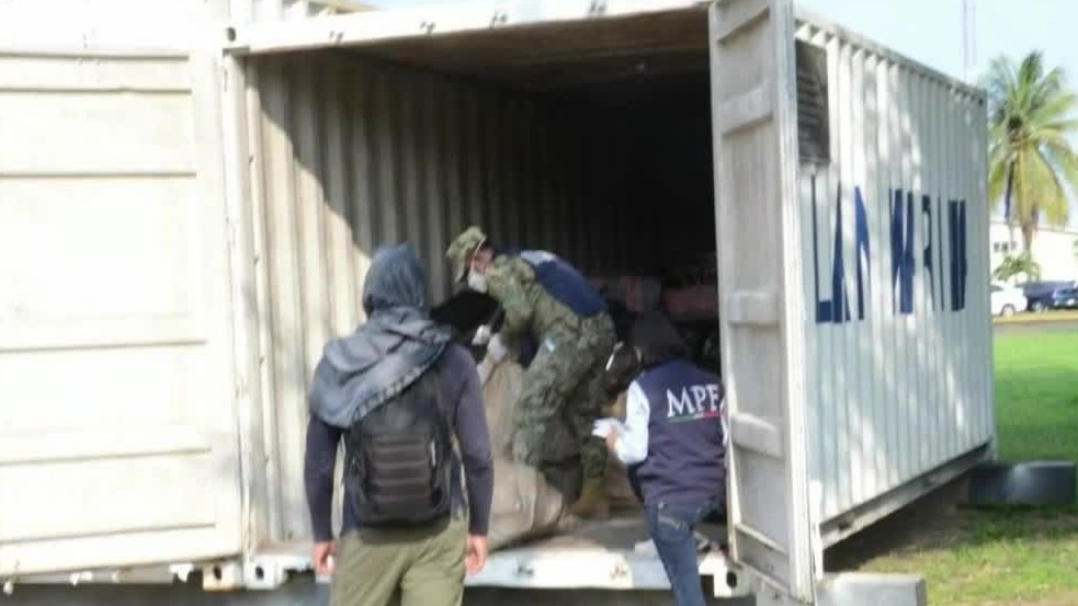 Elementos de Semar decomisan mil 680 paquetes de cocaína en Michoacán