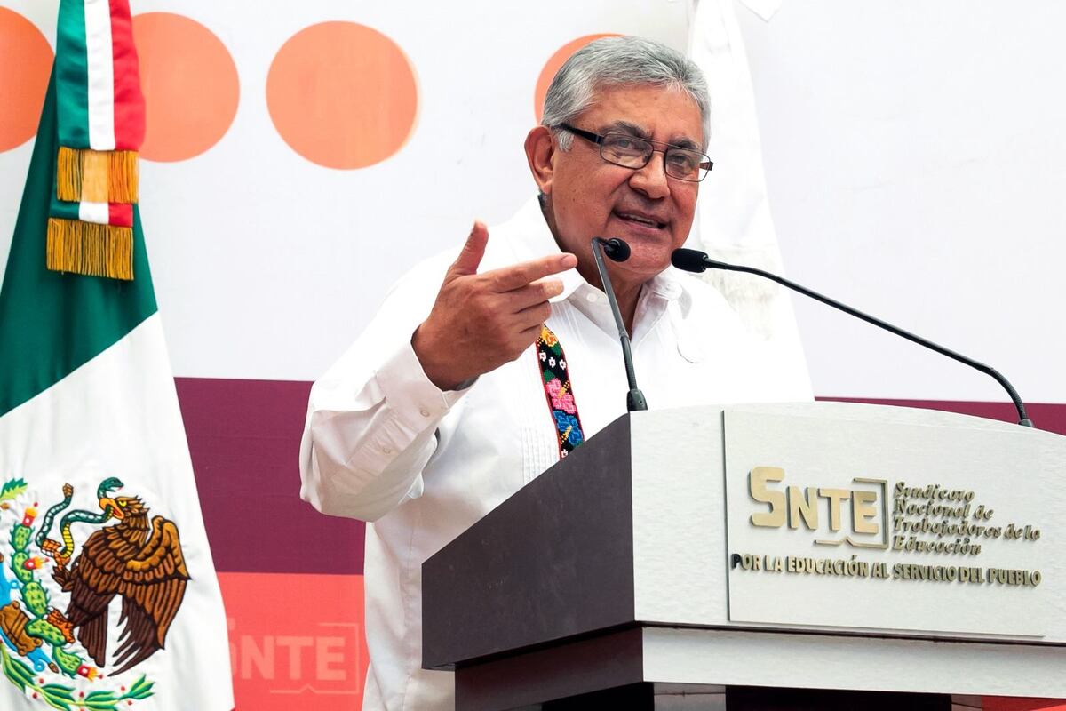 Alfonso Cepeda Salas,  secretario general del Sindicato Nacional de Trabajadores de la Educación | Especial