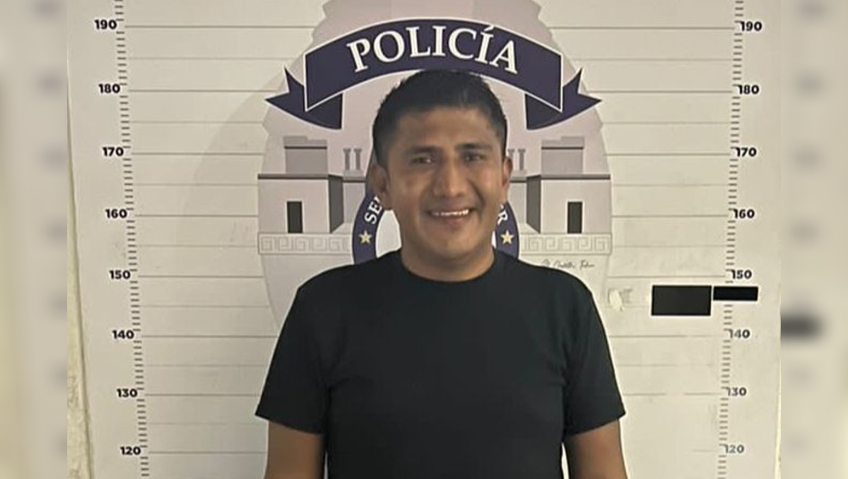 Gregorio Cruz Martínez, alcalde de Axtla de Terrazas, fue detenido en Cancún. | Especial