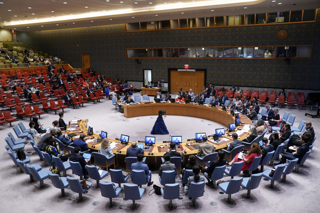 Hwang Joon-kook, embajador de la República de Corea ante Naciones Unidas, habla durante una reunión del Consejo de Seguridad de la ONU | AP