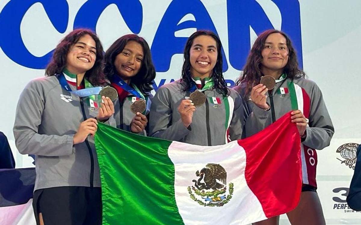 La marca registrada por el equipo mexicano fue de 4:22.06. (Especial)