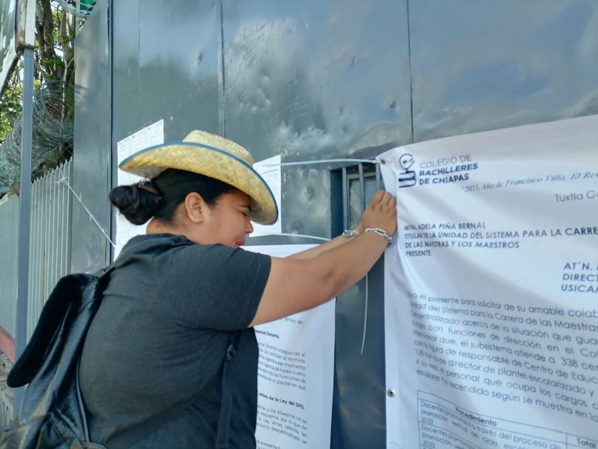 Maestros del Colegio de Bachilleres protestan | Chiapas |  Jhonatan González