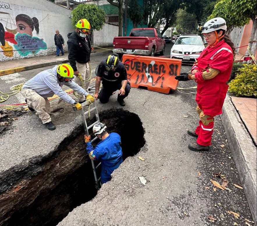 Socavón se registra en alcaldía Migue Hidalgo