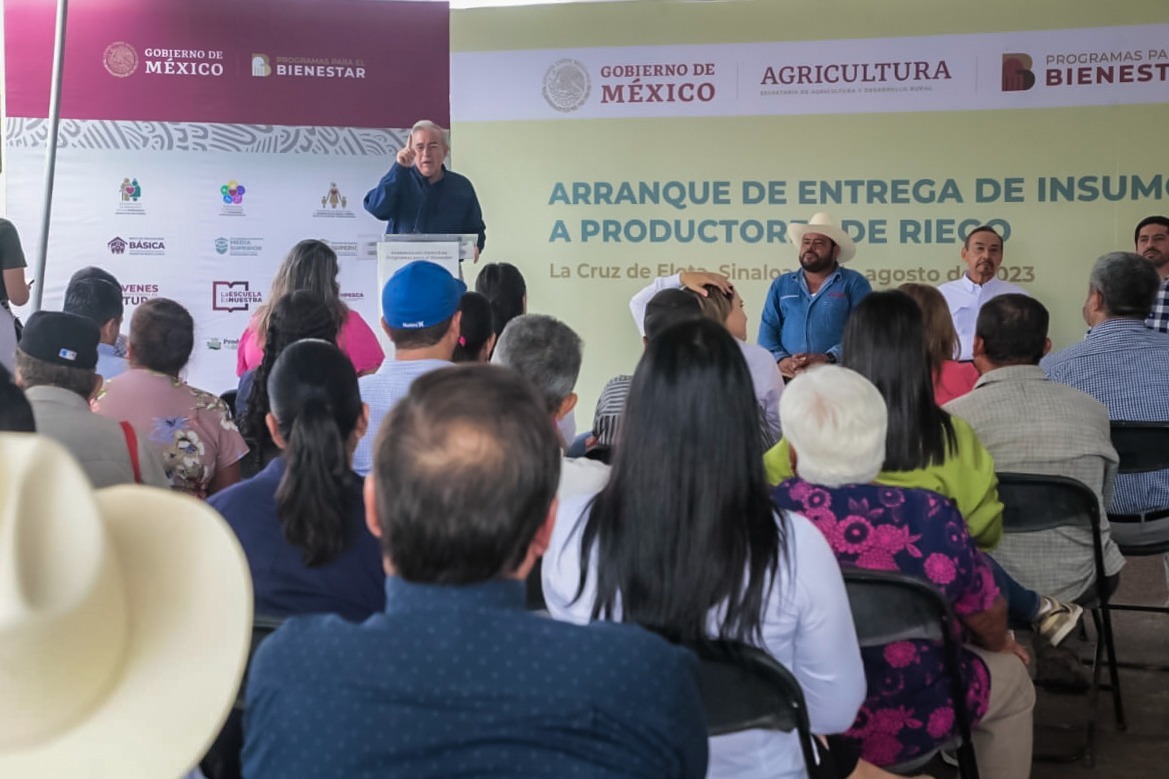 Sin intermediarios inicia la distribución de fertilizantes a productores de riego: Rocha Moya