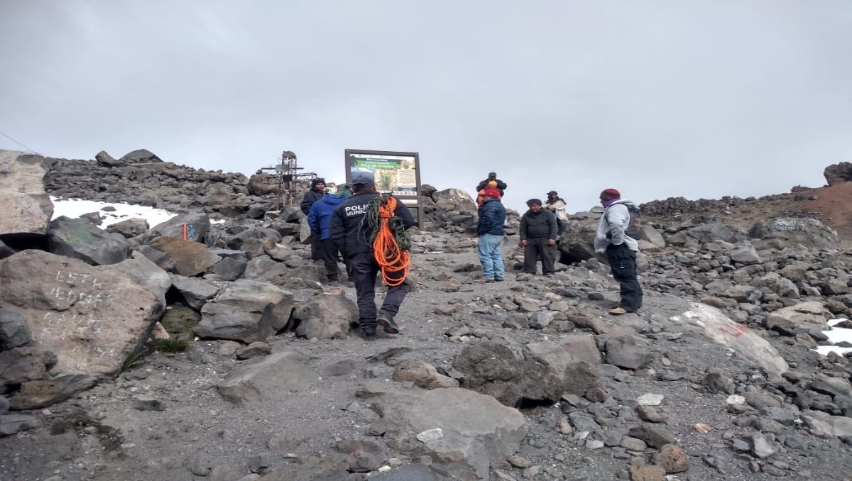 Mueren 4 alpinistas tras caer al escalar el Pico de Orizaba en Puebla | Especial