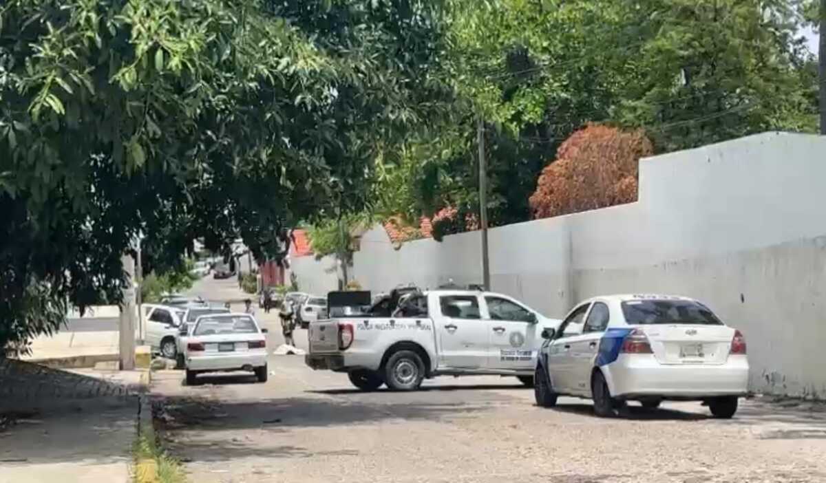 El chofer de un taxi fue herido de gravedad. | Especial