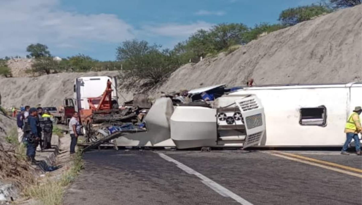 Mayoría de muertos en accidente no-eran migrantes: INM | Especial